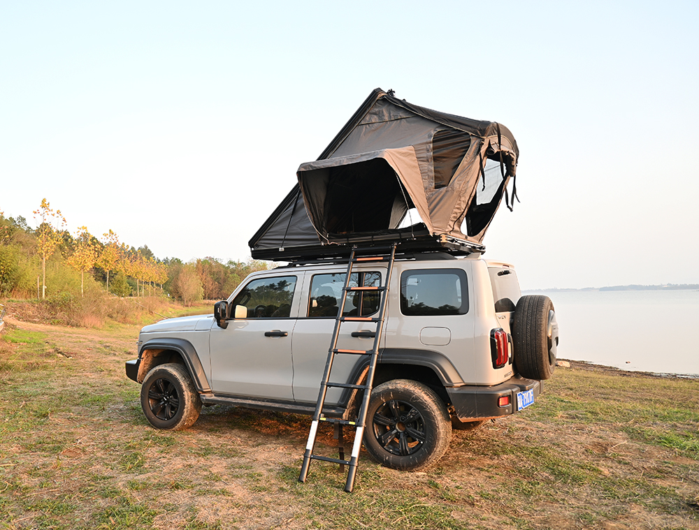 Four Seasons Aviation Aluminum Alloy Hard Shell Triangular Roof Tent