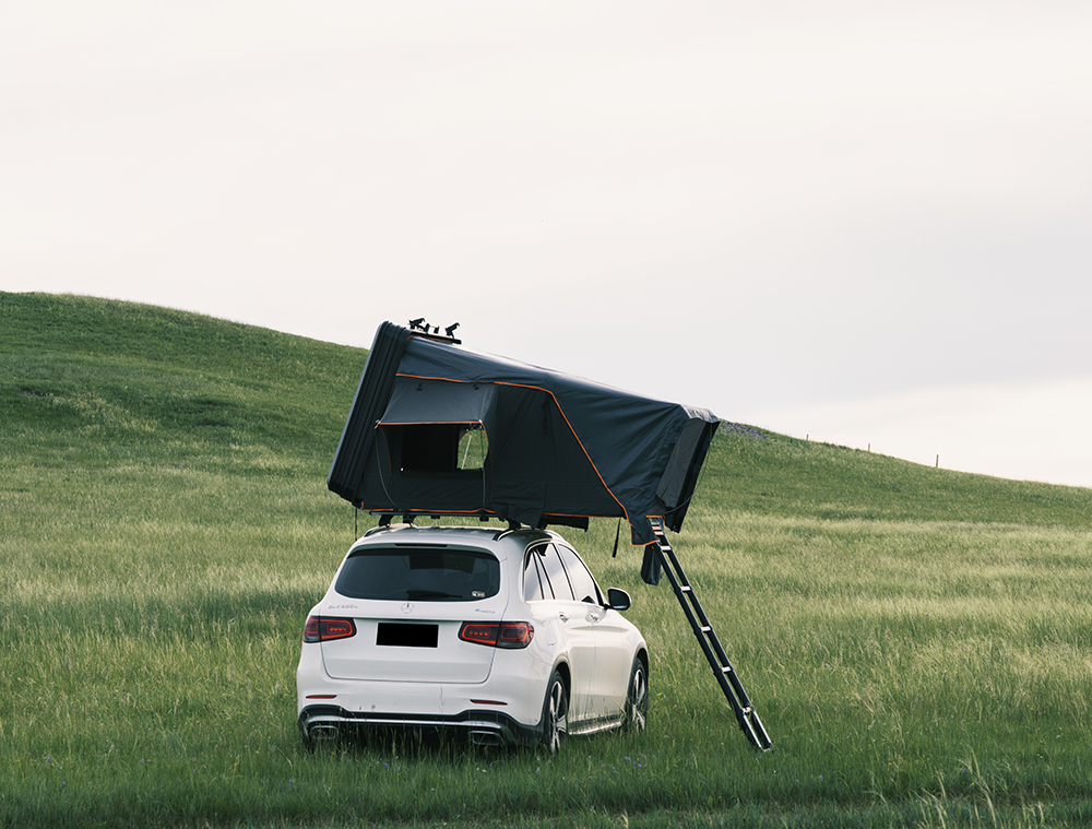 Unlock the New Aluminum Shell Side Flip Camping Rooftop Tents